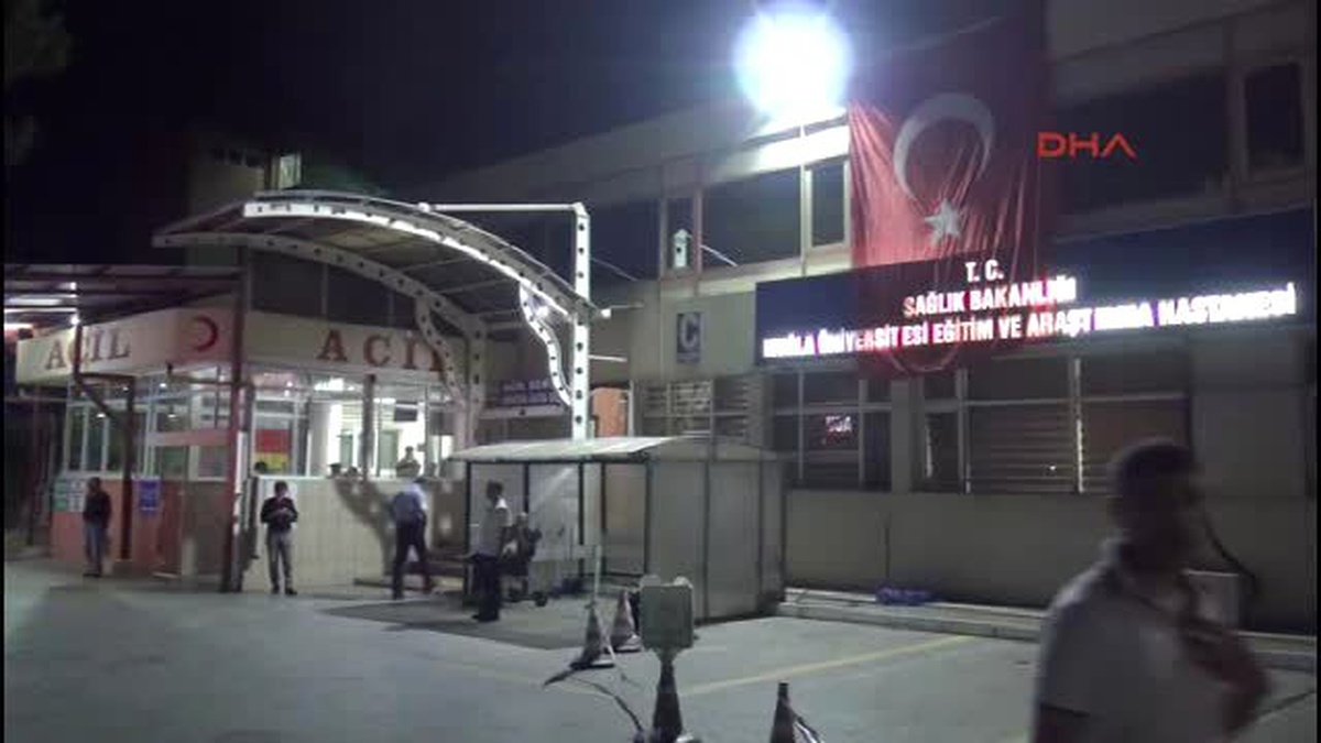 FETÖ\'cüler Evrakları Yakmaya Çalışırken Yakalandılar