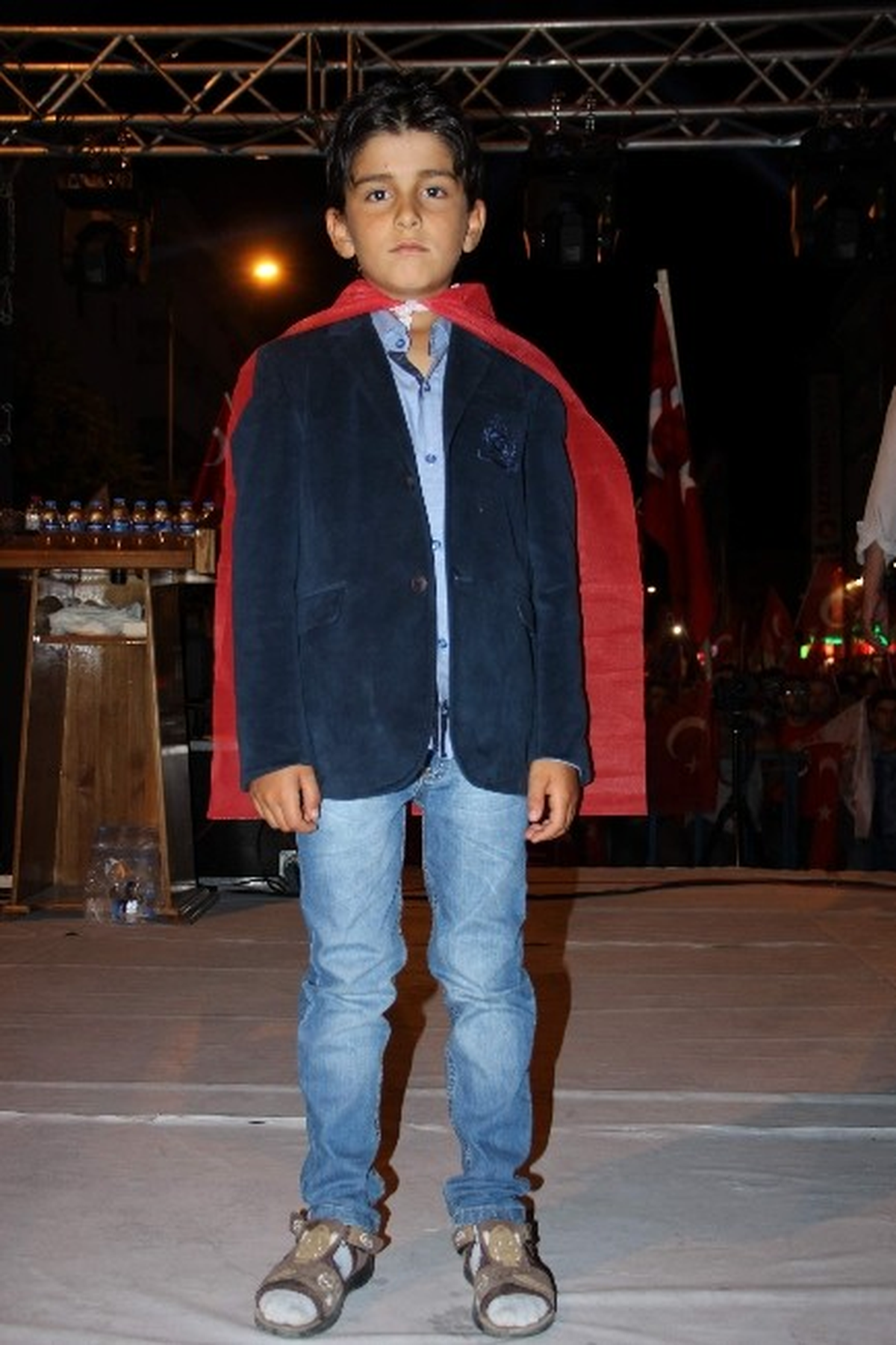 Nevşehir\'de Vatandaşlar Demokrasi Nöbetine Devam Ediyor