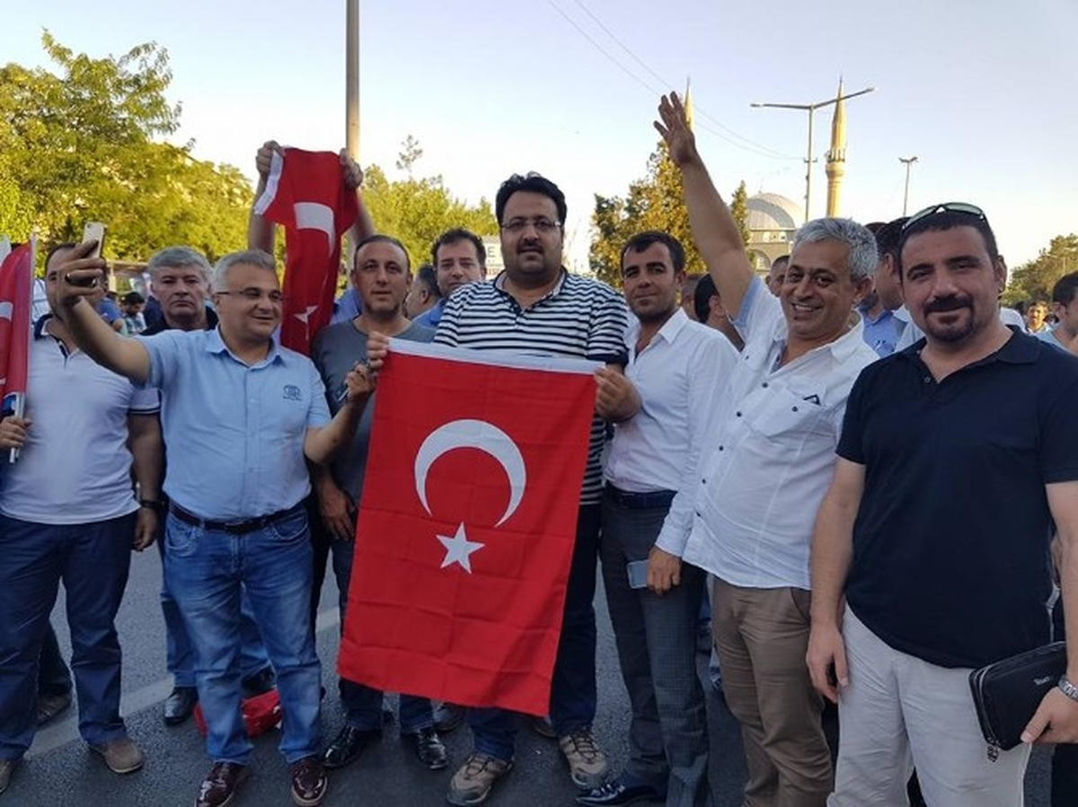 Paralelci Çete Devletimizi Bölemez"