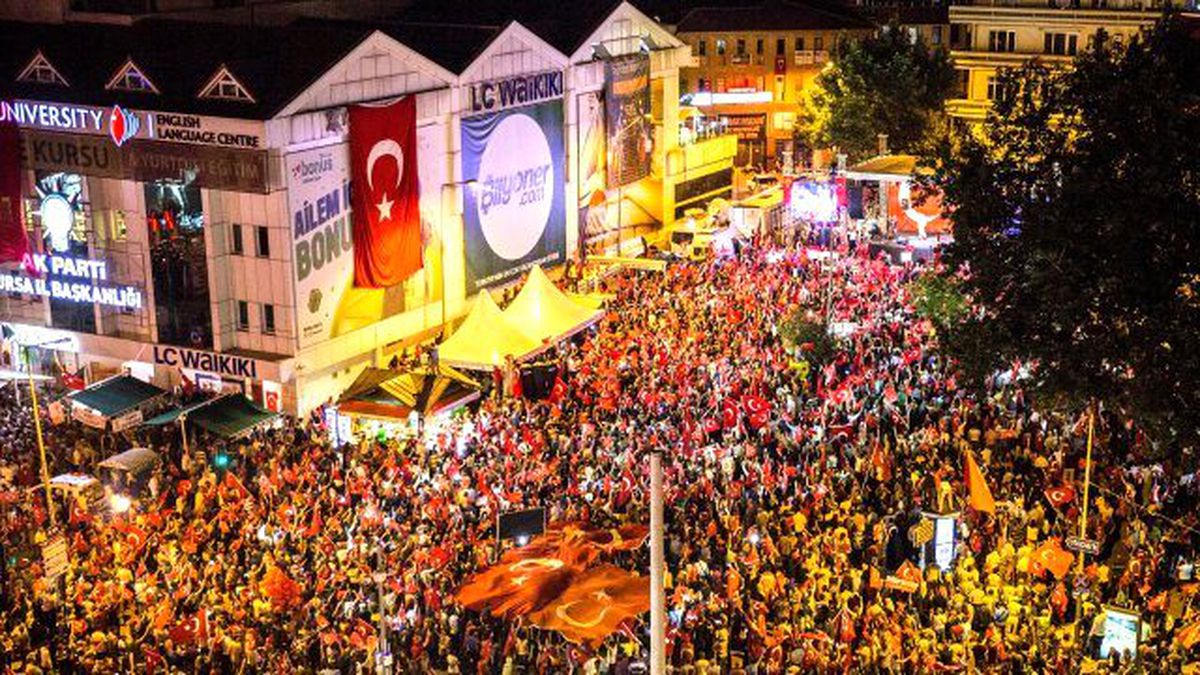 Torun: Milletn Desteğini Almayan Her Yapı Yoklamaya Mahkumdur