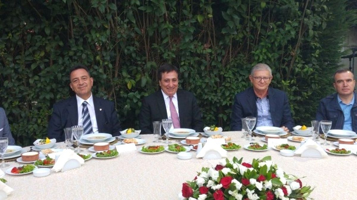 Vali Küçük Darbe Girişiminin Bursa\'daki Bilançosunu Açıkladı.