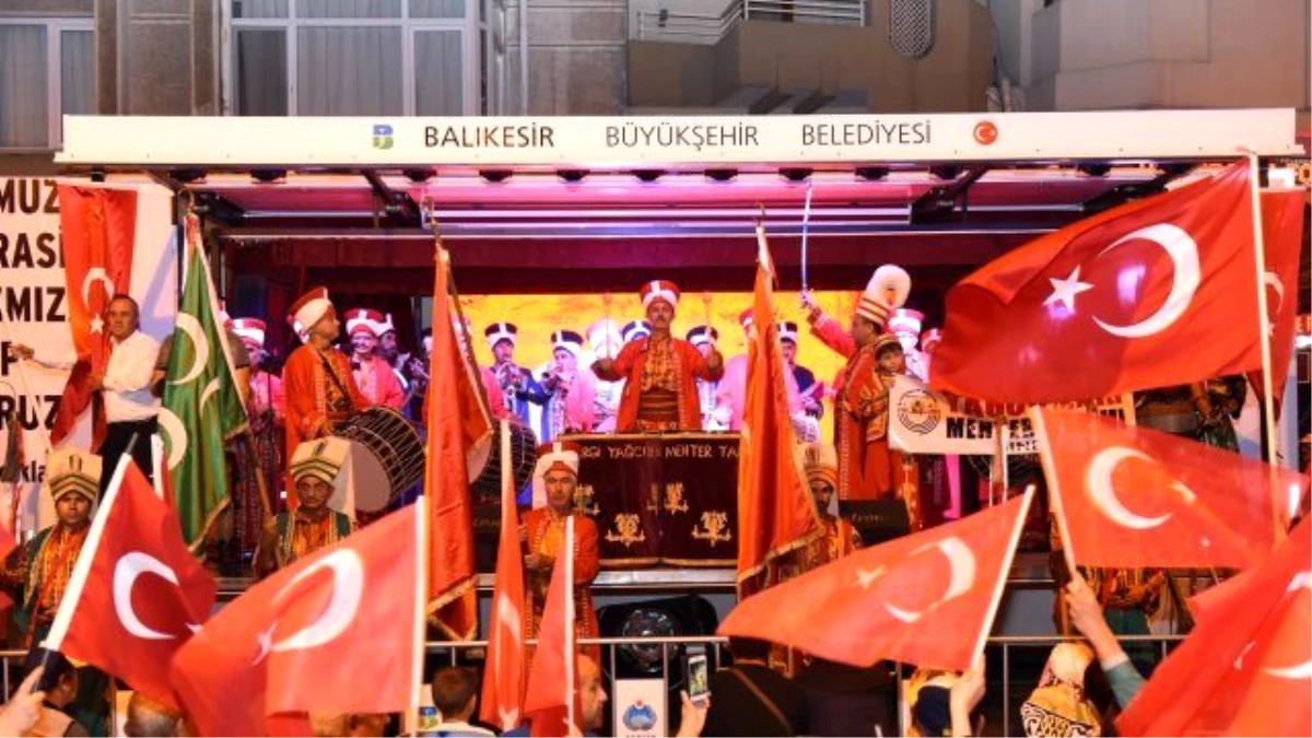 Balıkesir Demokrasi Nöbetini Sürdürüyor