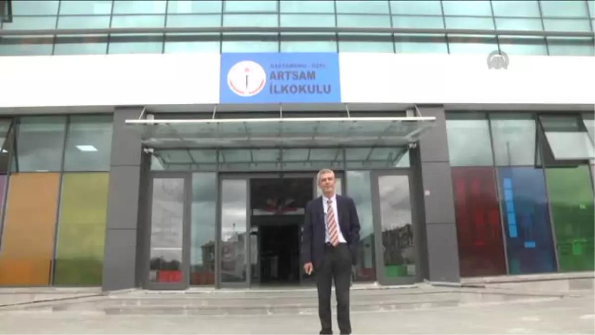 Demokrasi Şehitlerinin Çocuklarını Ücretsiz Okutacaklar