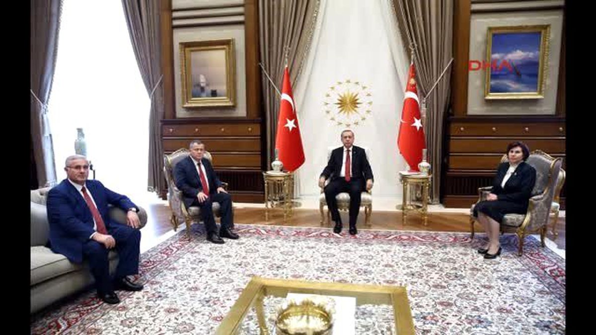 Erdoğan\'ın Görüşme Trafiği Devam Ediyor