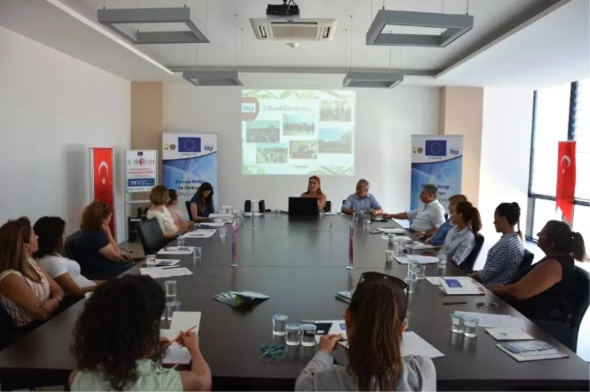 Kadınların İş Dünyasındaki Rolü Adlı Seminer Gerçekleştirildi