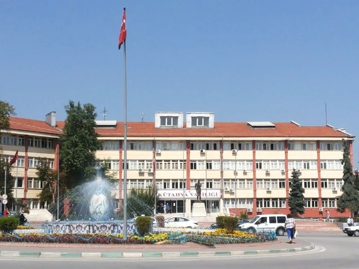Kütahya\'da 455 Kamu Personeli Açığa Alındı