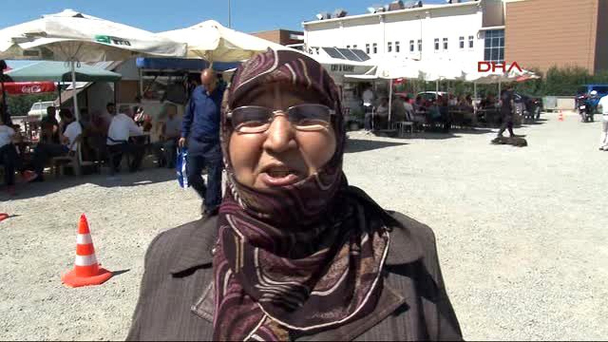 Tutuklu Er ve Askeri Öğrencilerin Ailelerinin Silivri\'de Bekleyişi Devam Ediyor