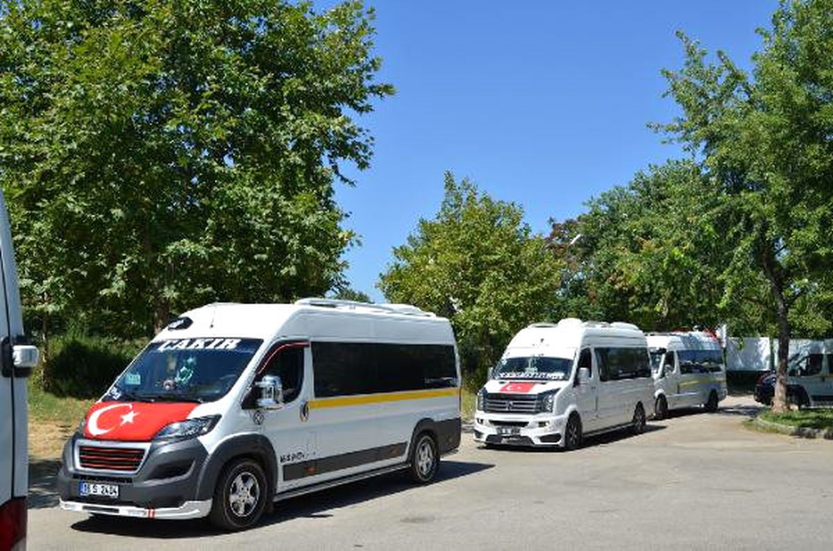 Bursa\'da Servisçilerden Konvoylu Darbe Girişimi Tepkisi