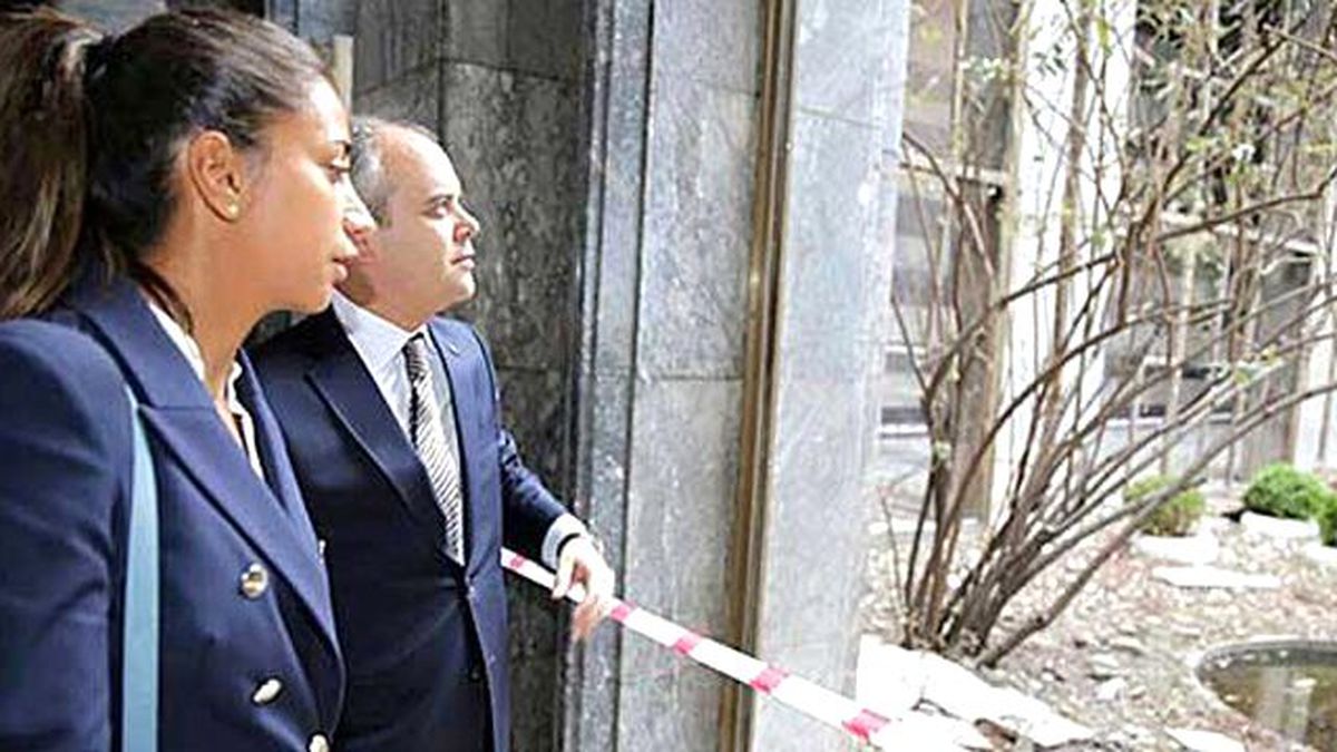 Çağla Büyükakçay, Hasar Gören TBMM'yi Gezdi