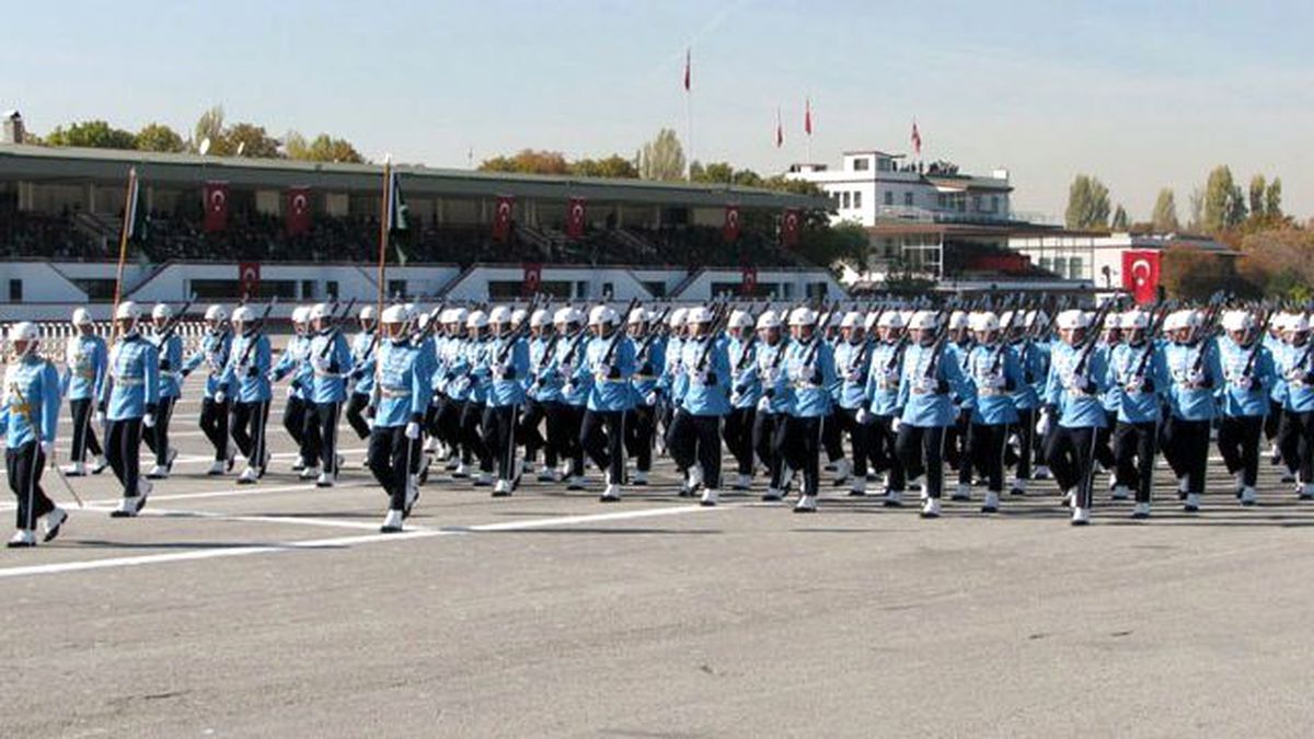Cumhurbaşkanlığı Muhafız Alayı'na Operasyon