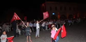 İncesu Halkı Demokrasi Nöbetinde Meydanı Boş Bırakmadı