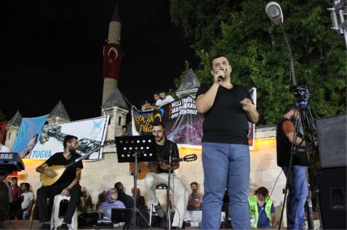 Karamanlı Yerel Sanatçıdan "Recep Tayyip Erdoğan" İsimli Şarkı