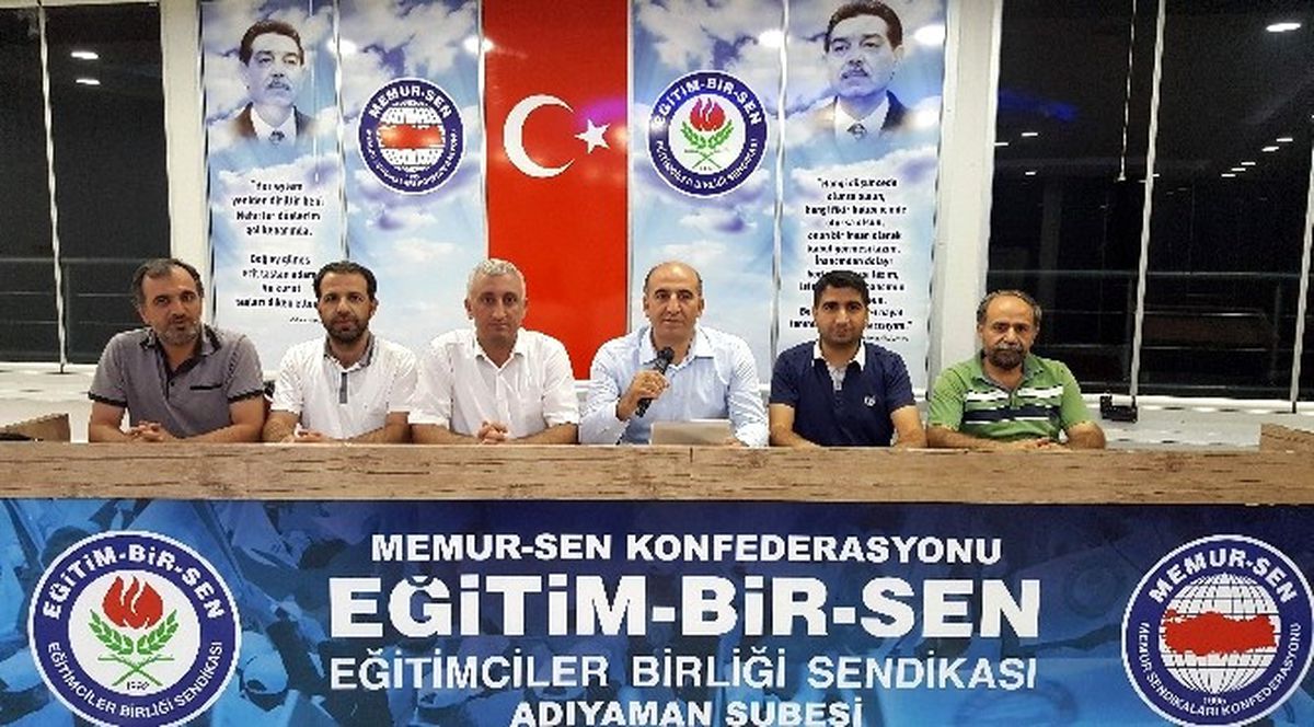 Memur-Sen\'den Darbe Girişimine Tepki