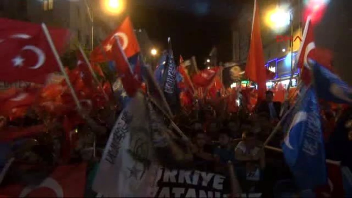 Nevşehir?de Bayırbucak Türkmenleri Demokrasi Nöbetine Katıldı