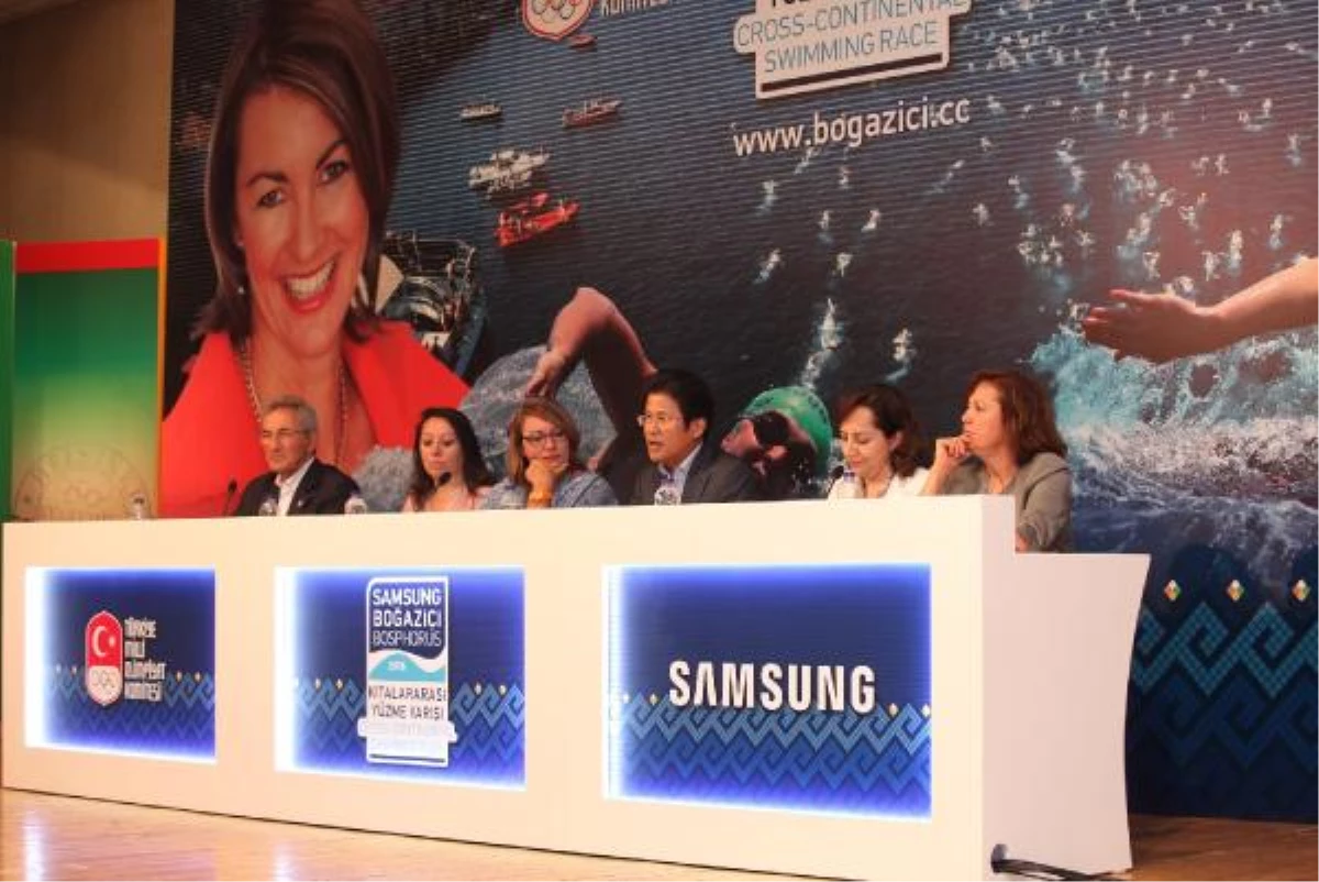 Samsung Boğaziçi Kıtalararası Yüzme Yarışı\'nın Tanıtım Toplantısı ve Ödül Töreni Yapıldı