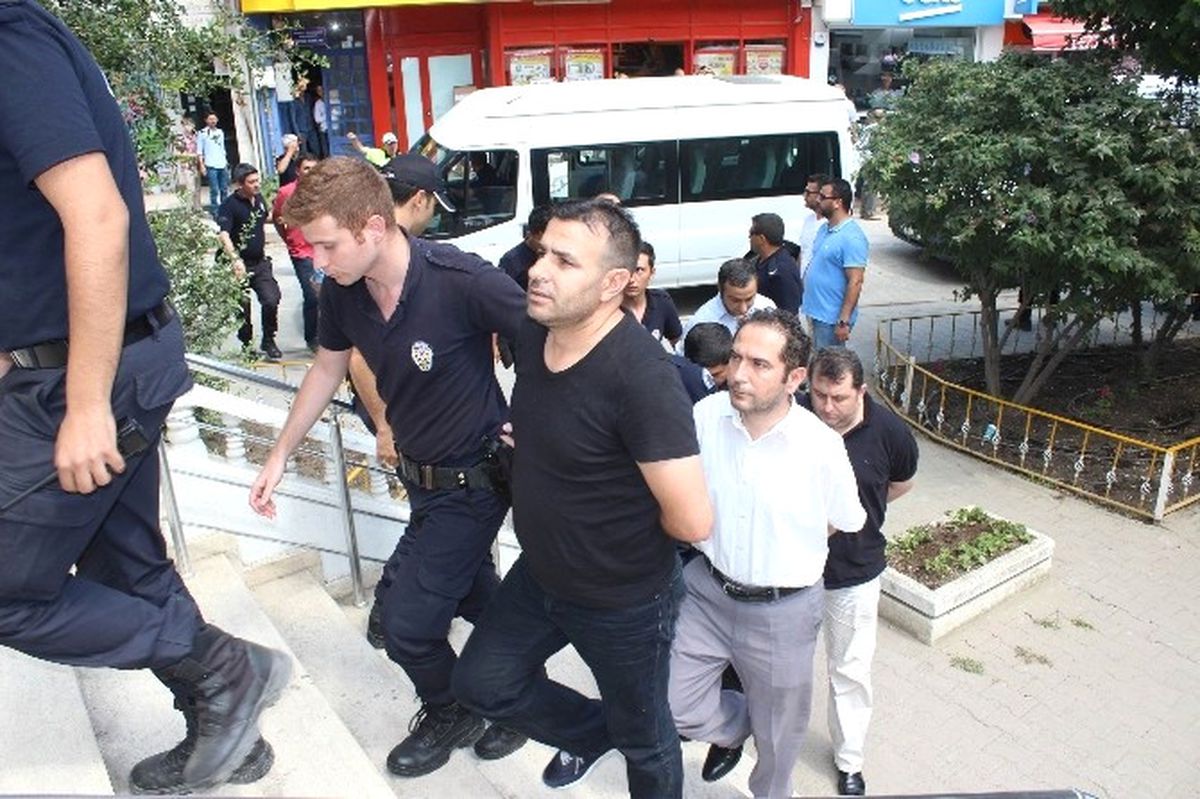 Tekirdağ\'da 5 Polis Tutuklandı