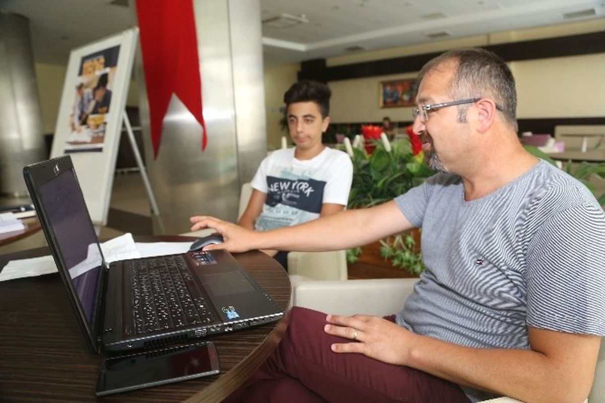 Torbalı Belediyesi\'nden Üniversite Tercih Desteği