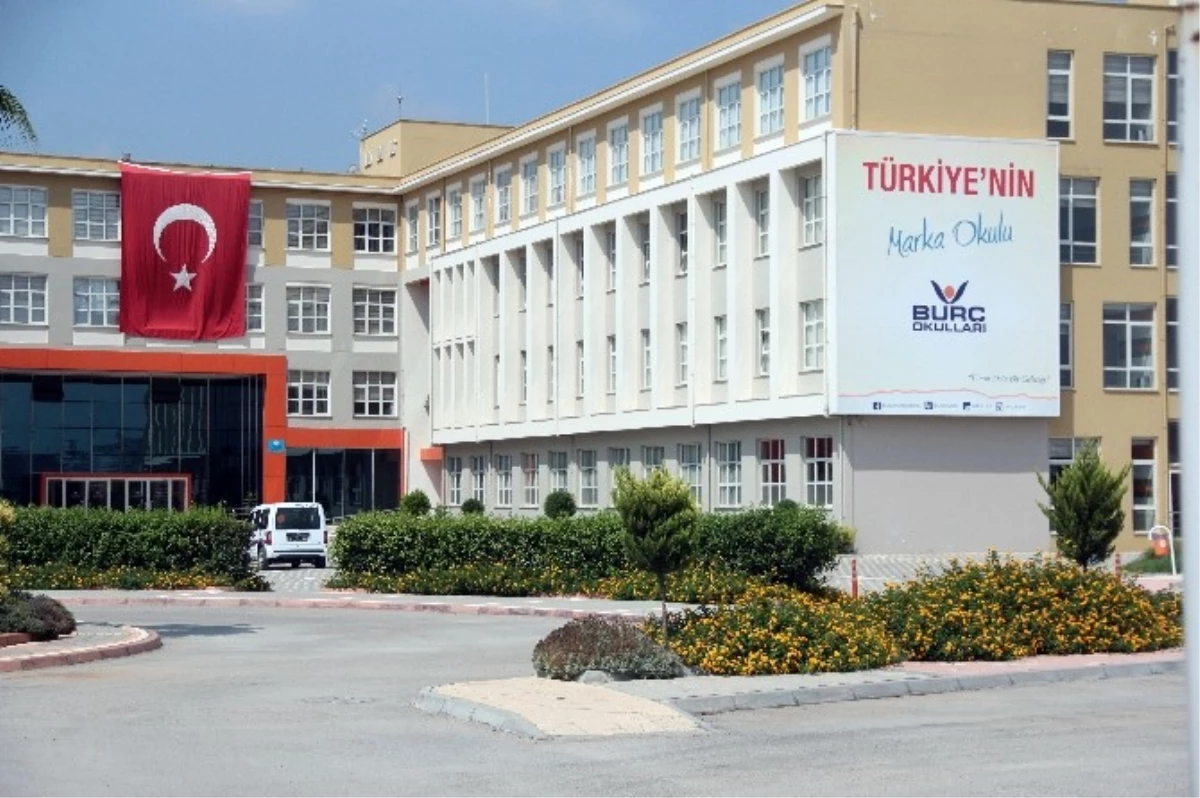 Adana\'da Fetö\'ye Yakın 14 Özel Okul ve Bir Üniversite Kapatıldı
