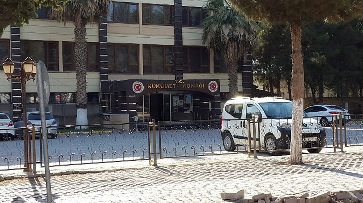 Akçakale\'de Fetö/pdy Soruşturması Kapsamında 27 Kişi Açığa Alındı