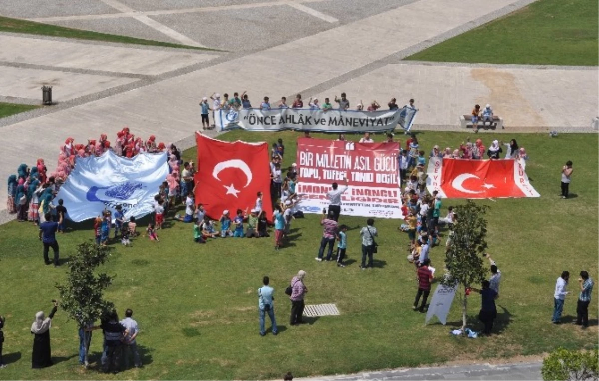 Anadolu Gençlik\'ten Darbe Girişimine Tepki