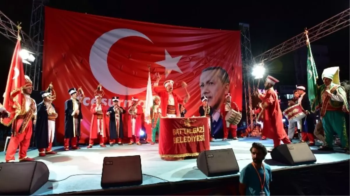 Battalgazi\'nin Torunları Bu Kez Demokrasi Destanı Yazıyor