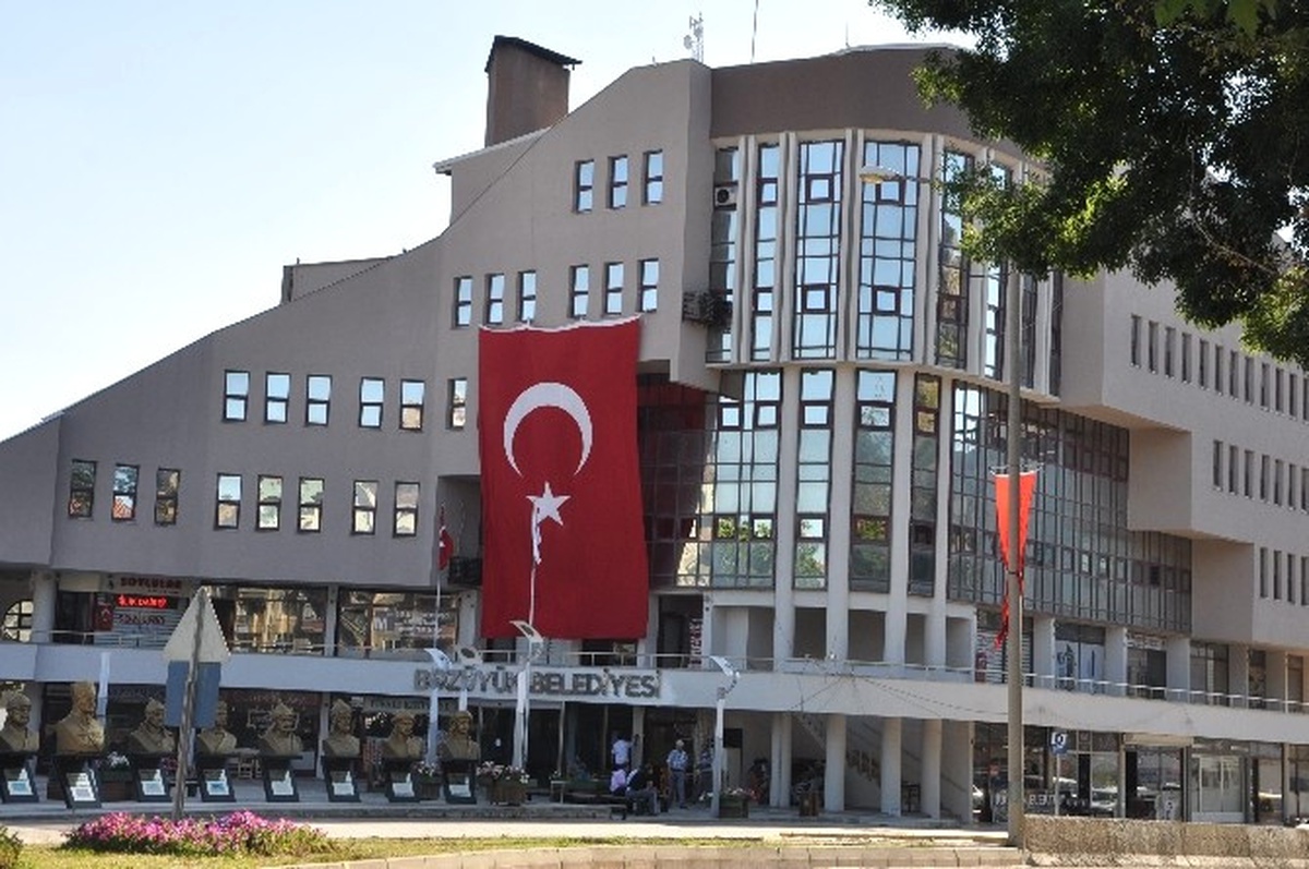 Bozüyük Belediyesi\'nde İki Personel Gözaltına Alındı