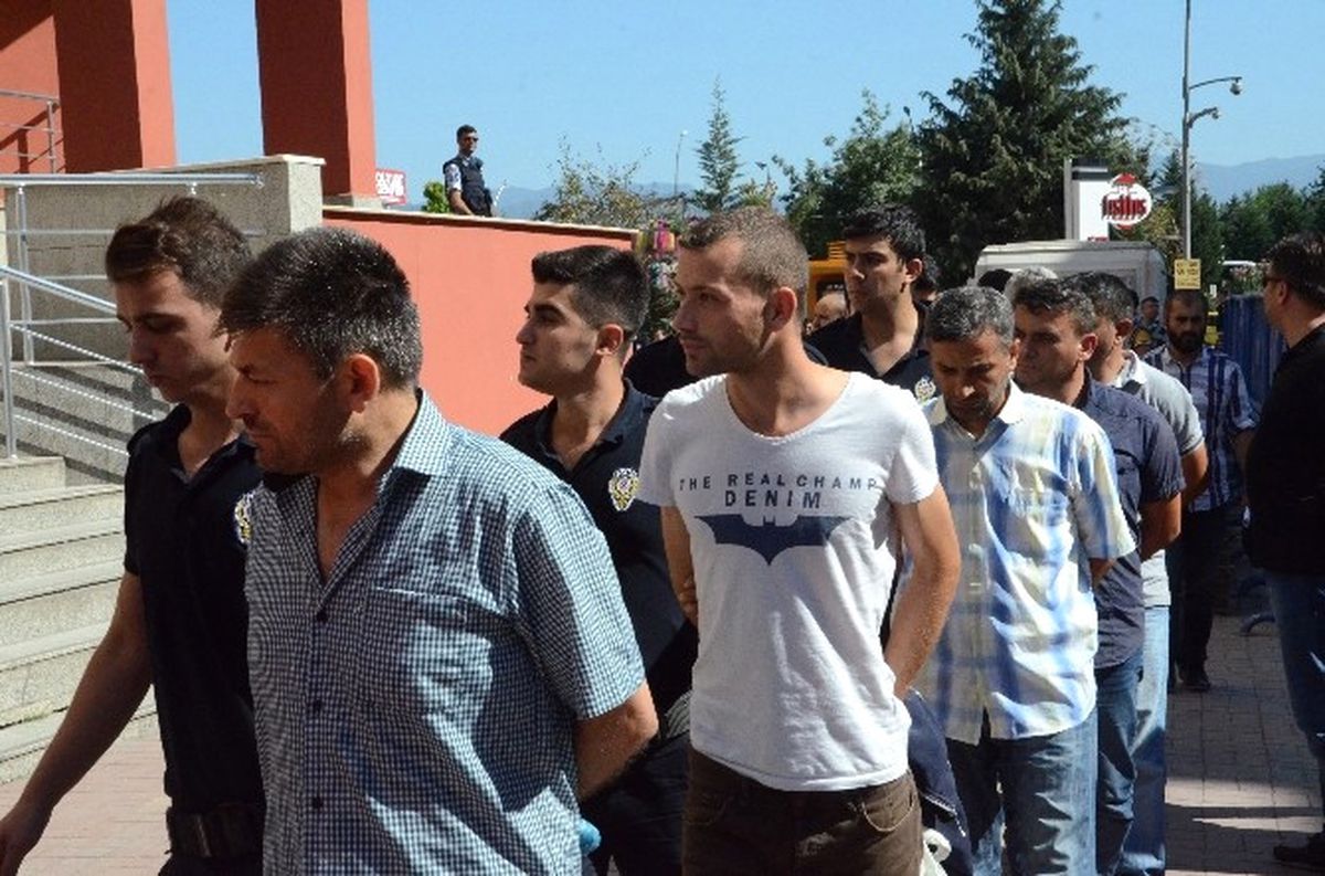 Darbe Girişimine Katıldıkları İddia Edilen 30 Asker Daha Adliyeye Çıkarıldı