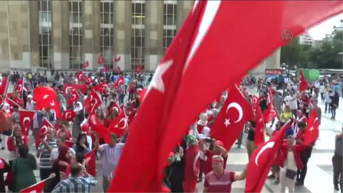 Fetö\'nün Darbe Girişimine Dünyadan Tepkiler - Paris