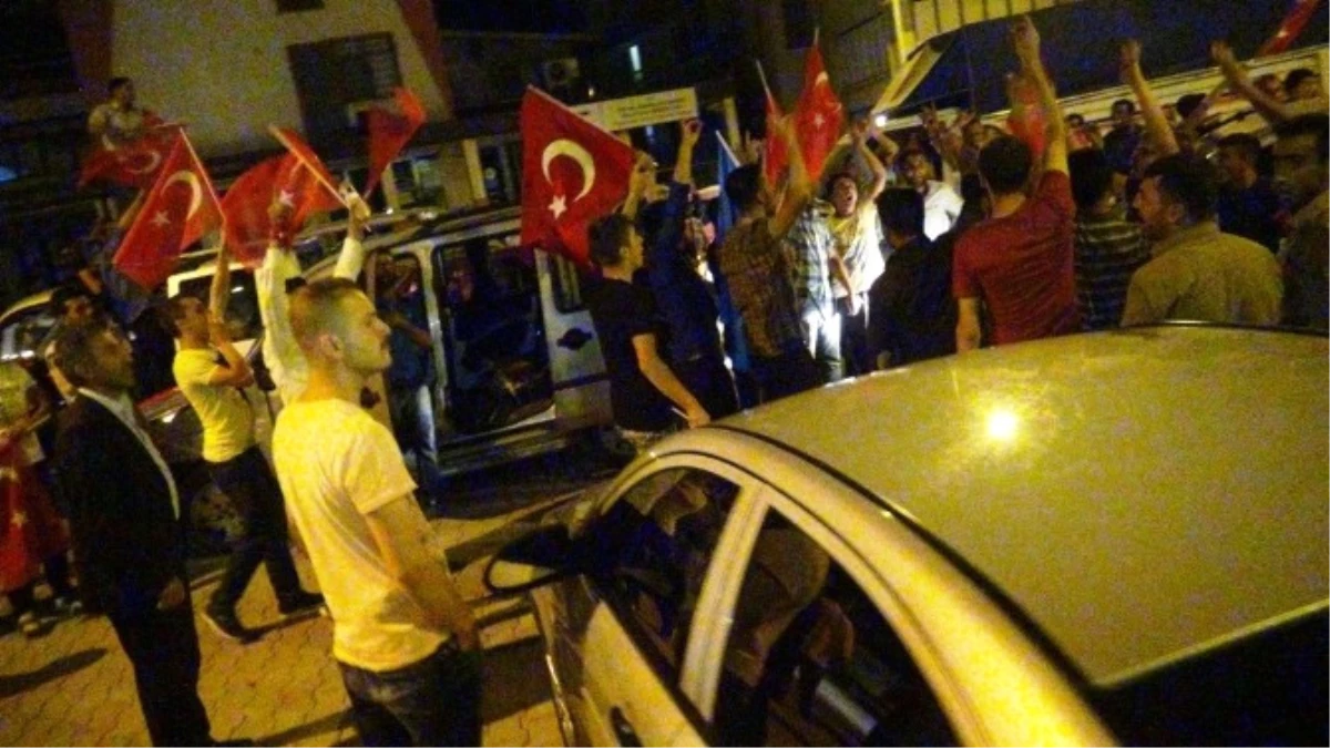 Kurucaovalıar 120 Araçlık Konvoyla Malatya\'da Demokrasi Nöbetinde