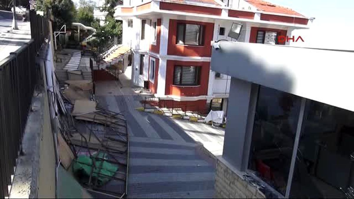 Ohal Kararnamesiyle İstanbul\'da Kapatılan Bazı Özel Okullardan Görüntüler