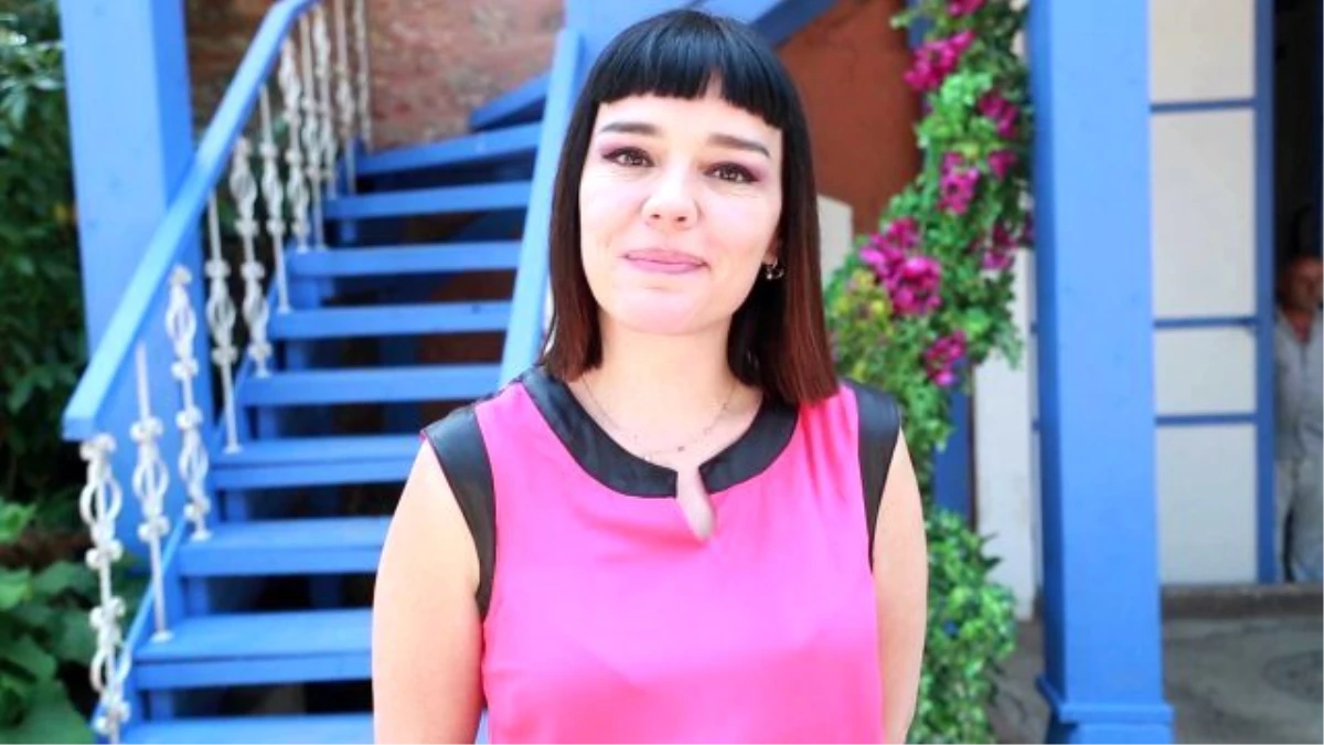 Ünlü Oyuncu Ayçe Abana'dan Melih Gökçek'e: Sirke İçsinler