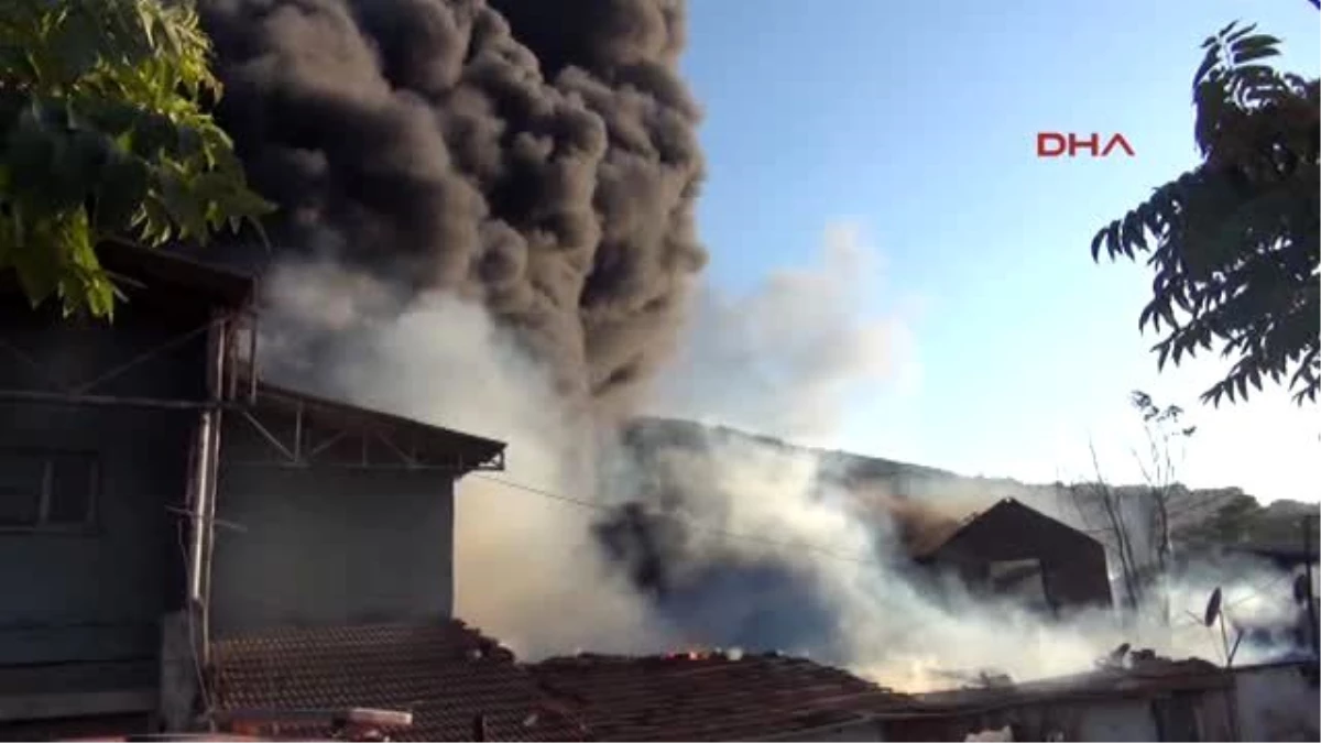 Bursa\'da Uçan Balon İmalathanesinde Patlama ve Yangın
