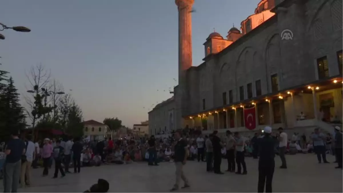 Fetö\'nün Darbe Girişimine Tepkiler