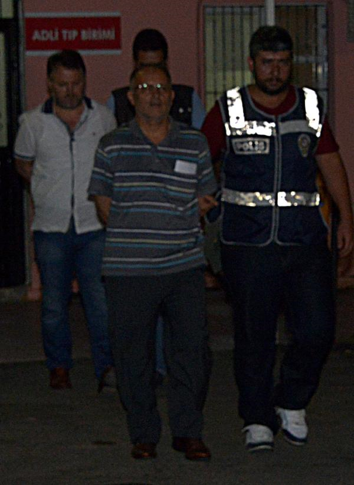 Feto Operasyonunda Gözaltına Alınan Polis: Zeki Müren de Bizi Görecek mi (3)
