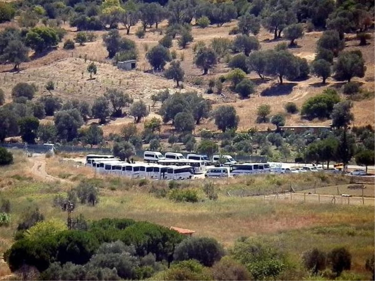 Foça Deniz Üssünde Polis Araması