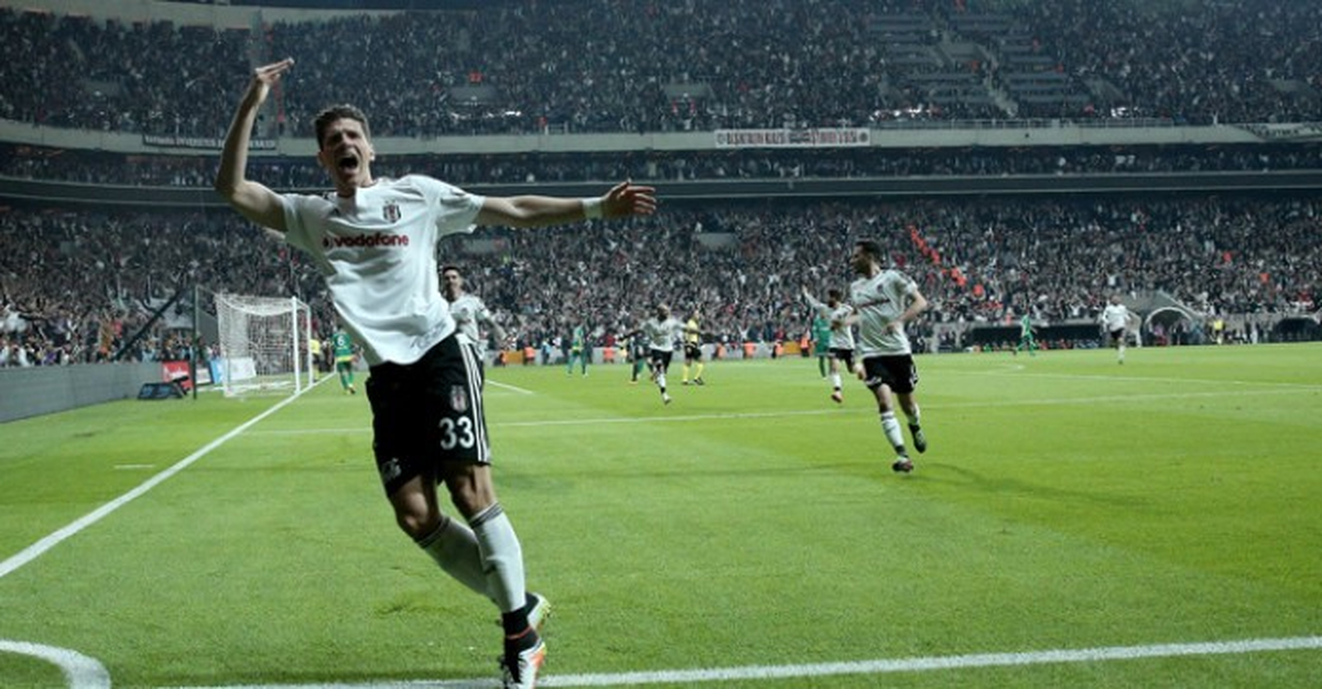 Gomez Çok Korkakça Davrandı"