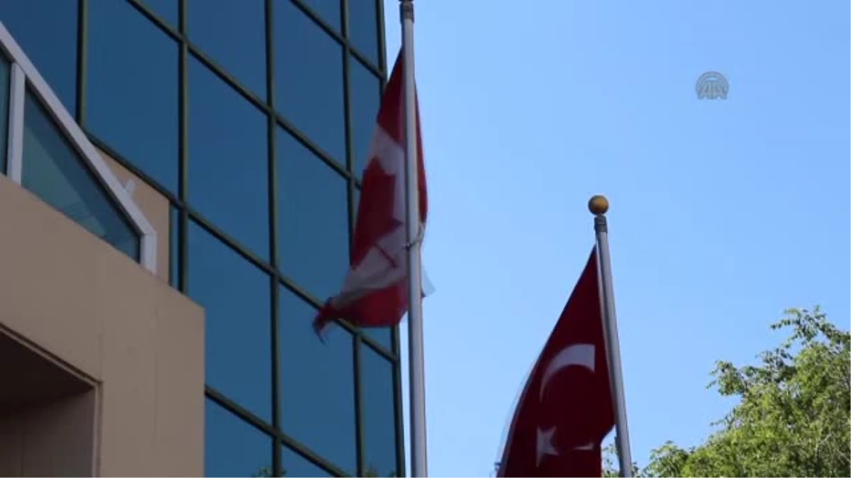 Kanada\'da Türklerin Fetö Protestoları Devam Ediyor