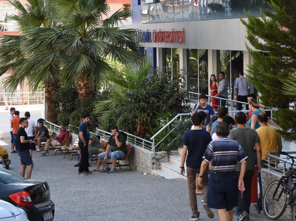 Kapatılan Okullardaki Öğrenciler Devlet Okullarına Yerleştirilecek
