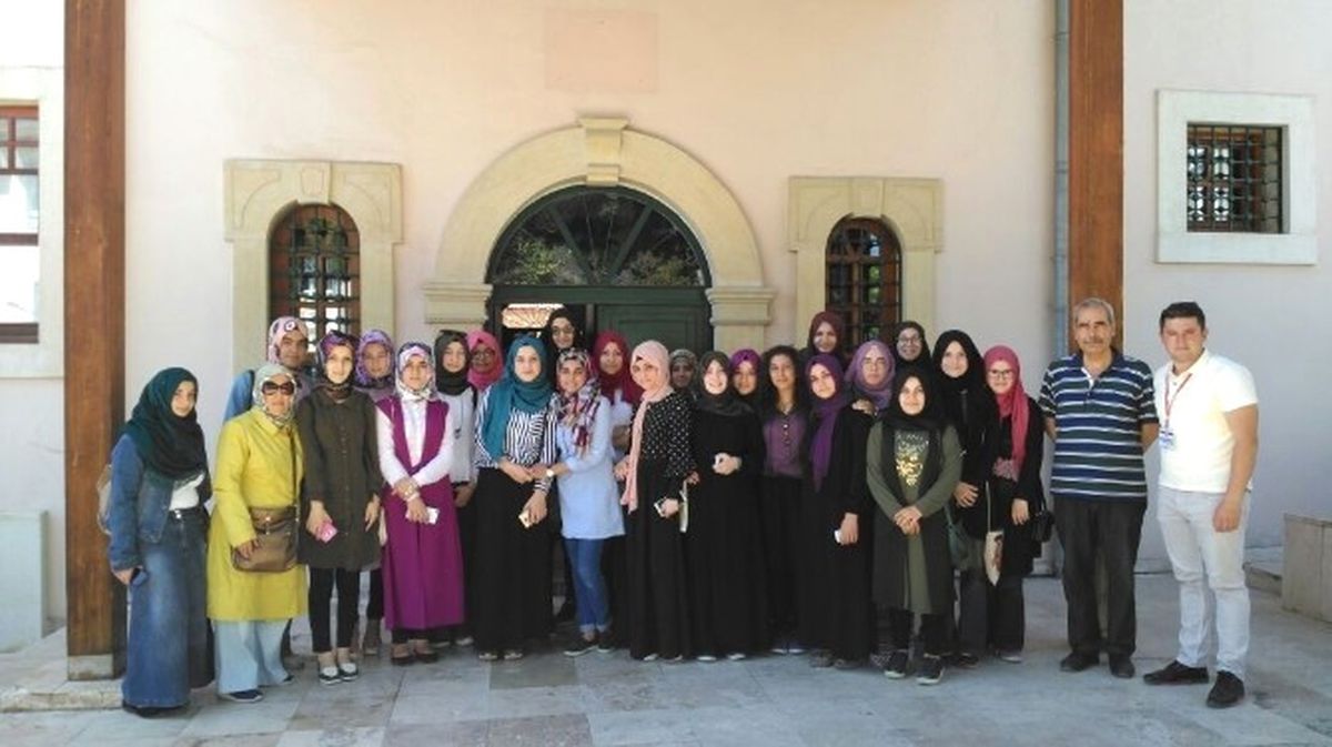 Liseli Öğrenciler 3 Hafta Boyunca Bilecik ve İlçelerini Gezecek
