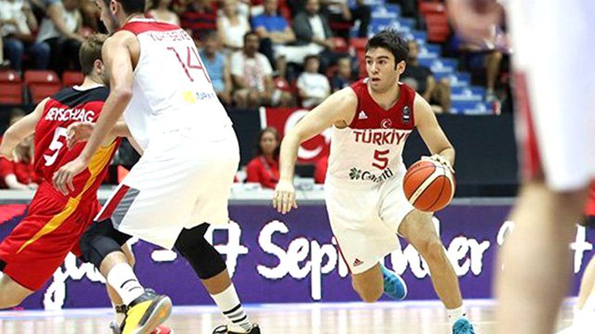 Ümit Milliler Basketbol Takımımız Avrupa Üçüncüsü Oldu