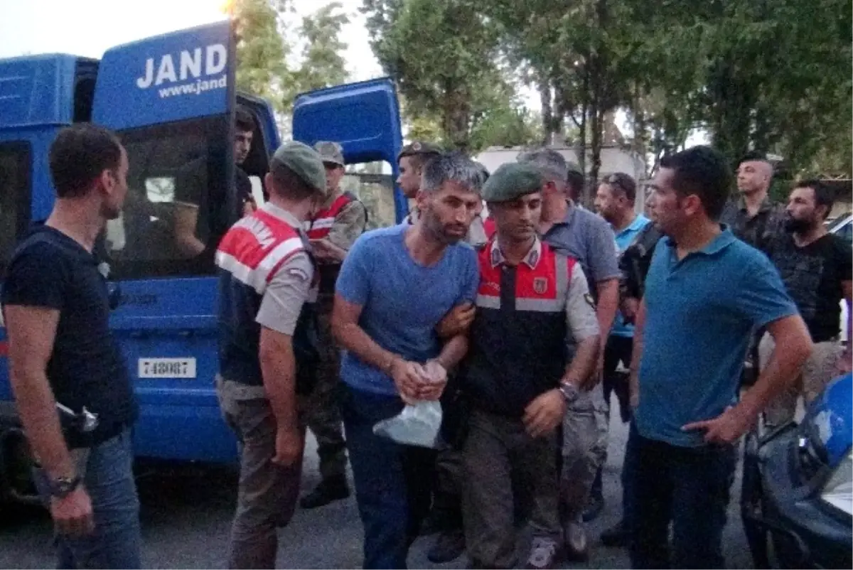 7 Darbeci Kom Şubeye Getirildi