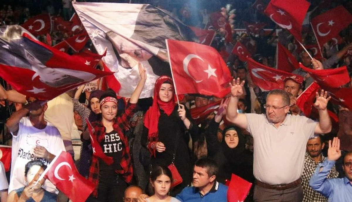 Antalya\'da Demokrasi Nöbeti 10. Gününde de Devam Etti