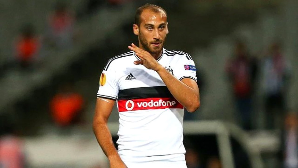 Cenk Tosun: En Büyük Hayalim Beşiktaş\'la 3. Yıldızı Takmak