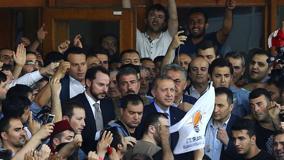 Cumhurbaşkanı Erdoğan'a Havalimanında Hain Suikast Planı