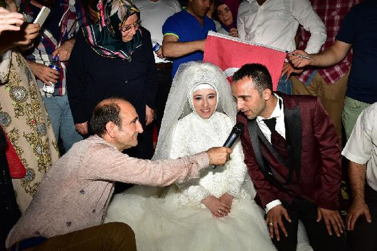 Demokrasi Nöbetinde Nikah