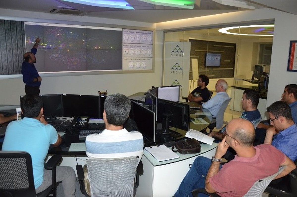 Enerji ve Tabii Kaynaklar Bakanlığına Bağlı Heyet Sedaş\'ın Scada Merkezini İnceledi