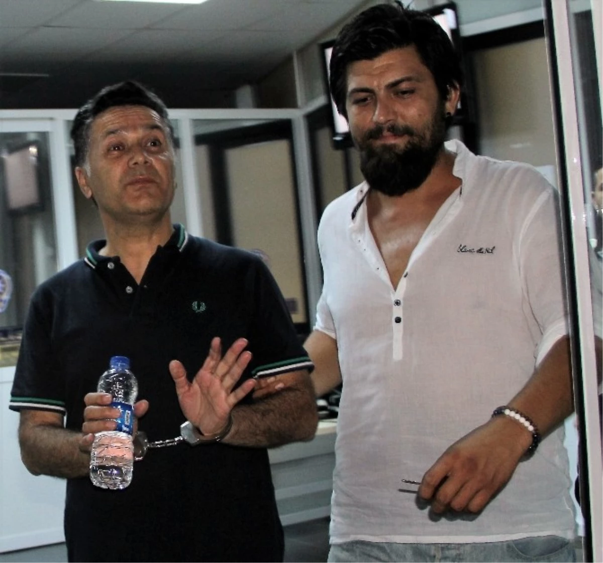 Eski Mardin Valisi Turhan Ayvaz Gözaltına Alındı