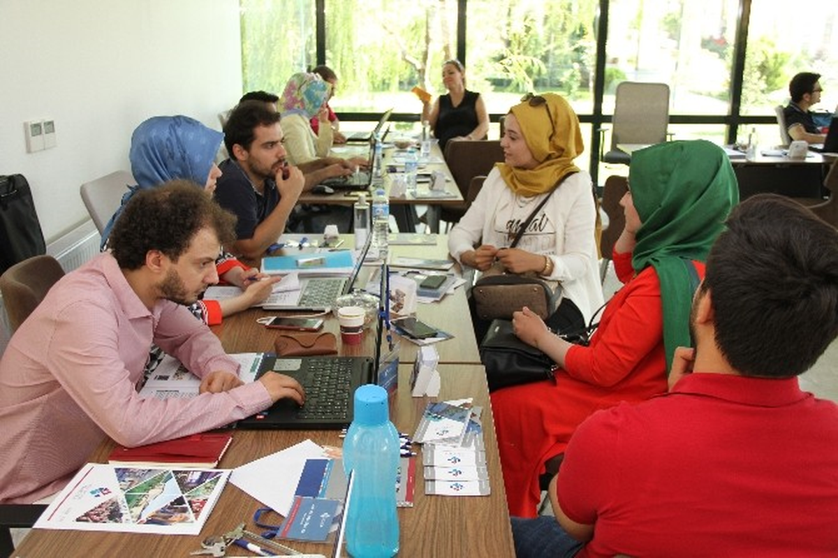 Hkü\'de Tercih ve Tanıtım Günleri Devam Ediyor