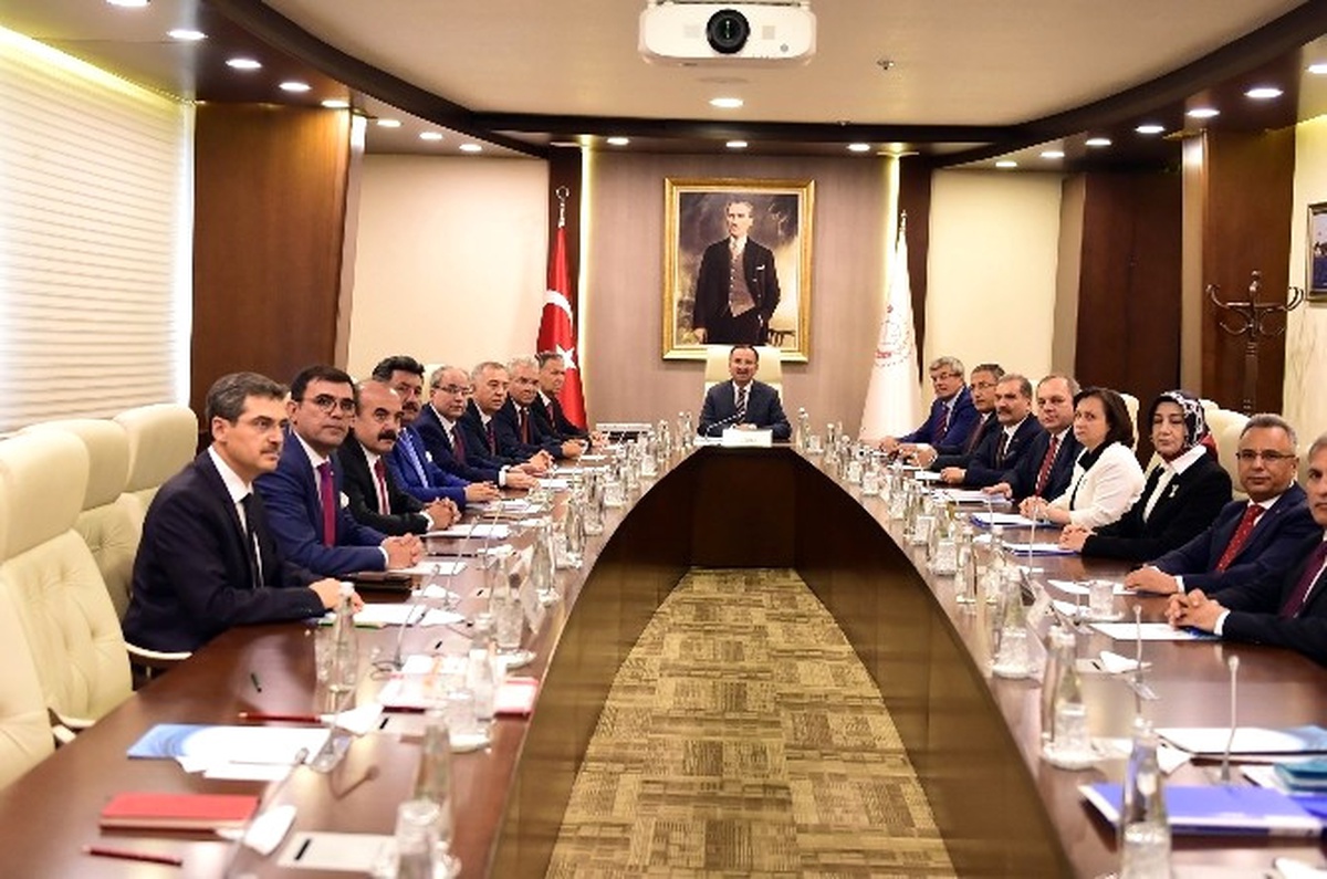 HSYK Genel Kurulu\'nda Olağanüstü Toplantı