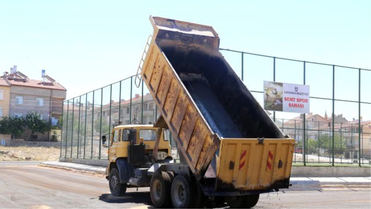 Hürriyet Mahallesi\'nde Yollar Tamamlanıyor